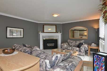 1124 Lansdown Dr, Oakville, L6J7N7 | Image 3