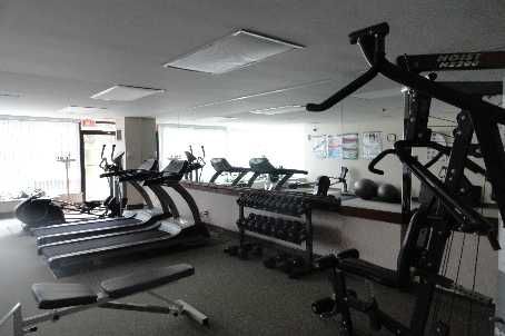 1704 - 26 Hanover Rd, Brampton, L6S4T2 | Image 2