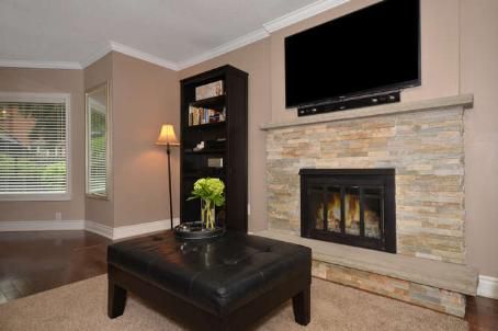 7 Stonegate Dr, Brampton, L6Z1L7 | Image 3