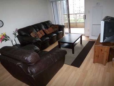 1005 - 3880 Duke Of York Blvd, Mississauga, L5B4M7 | Image 3