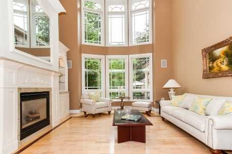 1382 Aldo Dr, Mississauga, L5H3E9 | Image 2