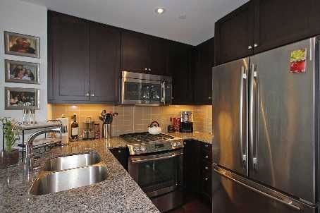 422 - 11 Bronte Rd, Oakville, L6Loe1 | Image 2