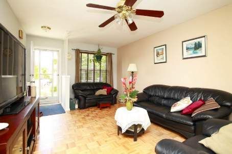 128 Martindale Cres, Brampton, L6X2V1 | Image 2