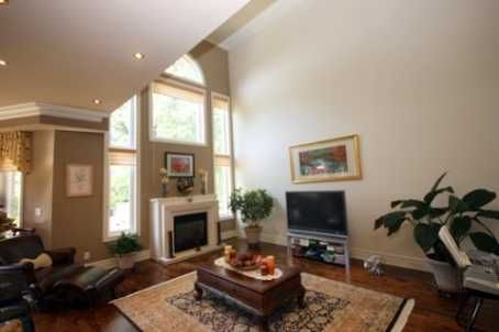 3414 Joan Dr, Mississauga, L5B1T5 | Image 3