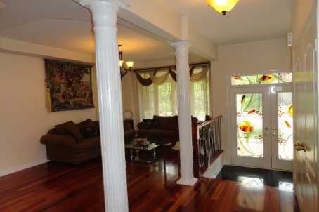 3285 Topeka Dr, Mississauga, L5M7V1 | Image 2