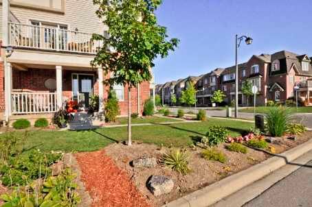 656 Frank Pl, Milton, L9T0P8 | Image 2