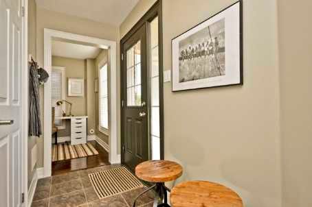 656 Frank Pl, Milton, L9T0P8 | Image 3