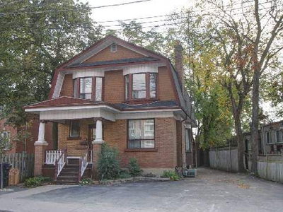 Detached House sold at 11 Church Street, Toronto, Ontario, M9N1M4 - Weston - MLS: W2751216