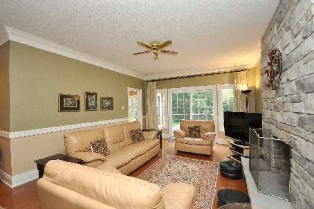 2434 Deer Run Ave, Oakville, L6J6K9 | Image 3