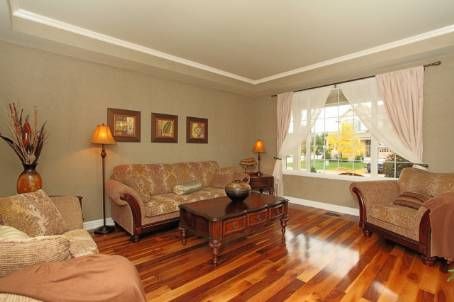 106 Arborglen Dr, Halton Hills, L7G6L4 | Image 2