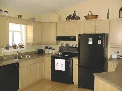 37 Abbey Rd, Orangeville, L9W5E3 | Image 3