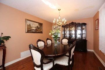 3391 Cajun Cres, Mississauga, L5L5T8 | Image 2