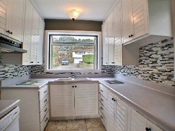 290 North Shore Blvd E, Burlington, L7T1W9 | Image 2