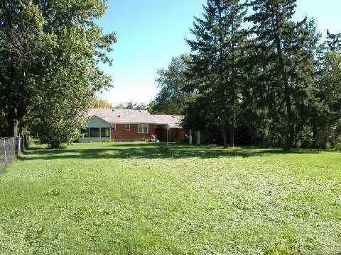 2431 Thorn Lodge Dr, Mississauga, L5K1K8 | Image 2