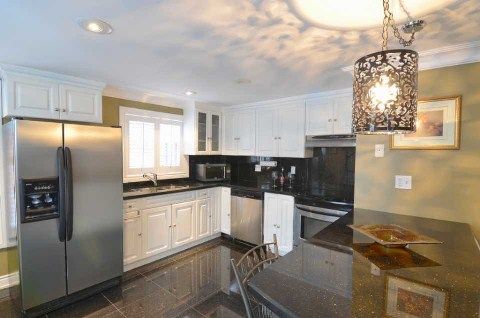 36 Mississauga Rd N, Mississauga, L5H2H6 | Image 3