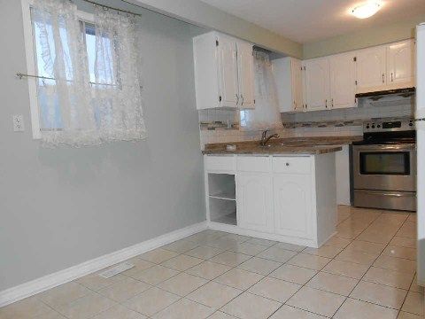 23 Abell Dr, Brampton, L6V2W1 | Image 3