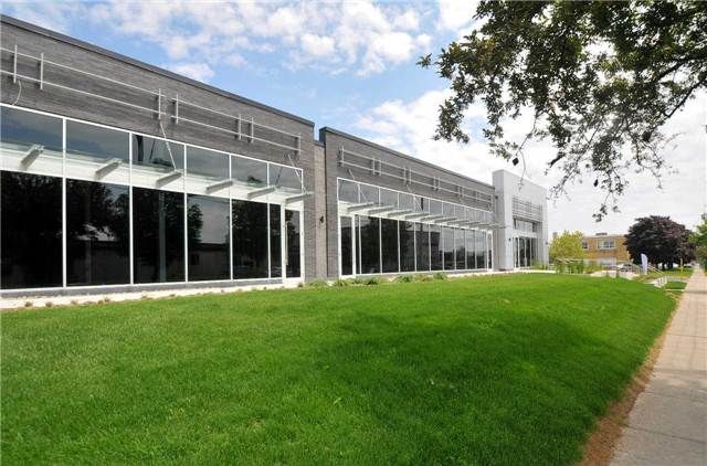 2 - 77 Samor Rd, Toronto, M6A1J2 | Image 3