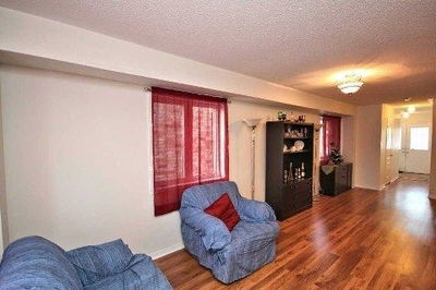 73 Roundstone Dr, Brampton - Credit Valley image-0-2