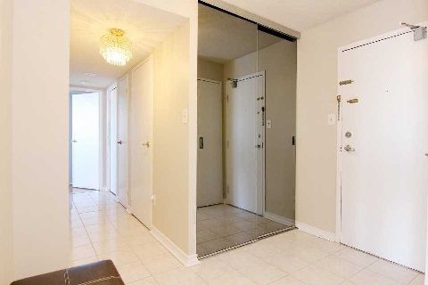808 - 21 Markbrook Lane, Toronto, M9V5E4 | Image 2