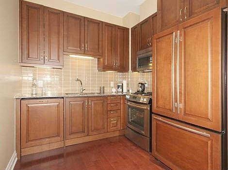 702 - 11 Bronte Rd, Oakville, L6L0E1 | Image 3