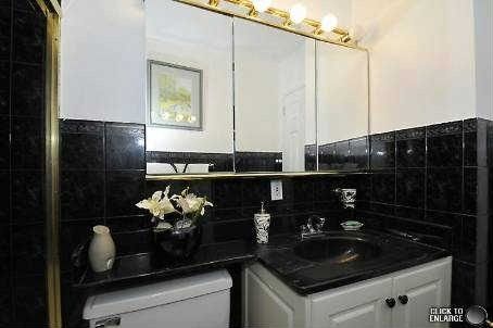 902 - 3065 Queen Frederica Dr, Mississauga, L4Y3A3 | Image 3