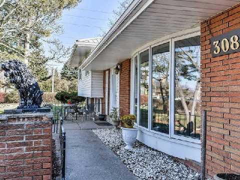 308 Third Line, Oakville, L6L4A4 | Image 2