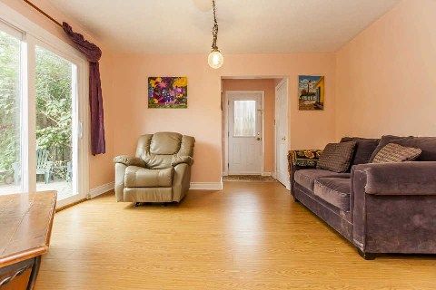 3880 Teeswater Rd, Mississauga, L4T3L1 | Image 3