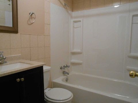 23 Abell Dr, Brampton, L6V2W1 | Image 3