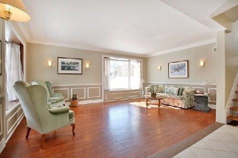 52 Joymar Dr, Mississauga, L5M1E9 | Image 2