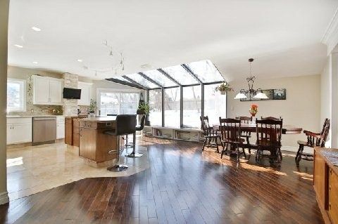 52 Joymar Dr, Mississauga, L5M1E9 | Image 3