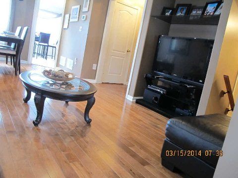 110 Dwyer Dr, Brampton, L6P2C3 | Image 3