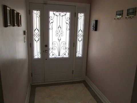 105 Winston Park Blvd, Toronto, M3K1C4 | Image 2