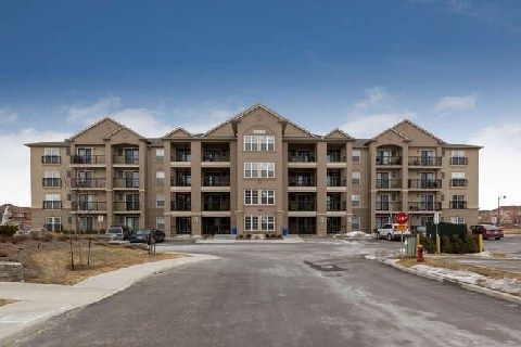 305 - 1390 Main St E, Milton, L9T7S9 | Image 2
