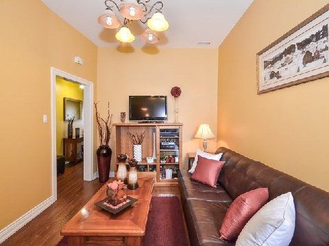 472 Symington Ave, Toronto, M6N2W5 | Image 3