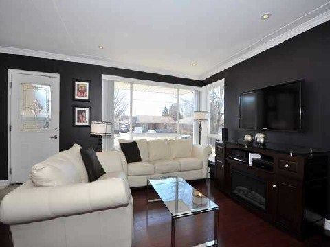 375 Mountainview Dr, Milton, L9T1W1 | Image 3