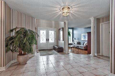 1472 Bayshire Dr, Oakville, L6H 6E6 | Image 3