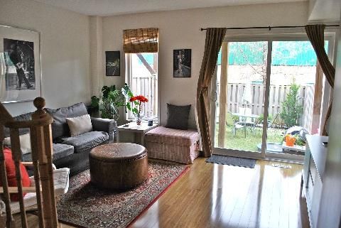 3378 Redpath Circ, Mississauga, L5N8R1 | Image 2