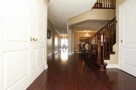 66 Hiberton Cres, Brampton, L7A3C9 | Image 3