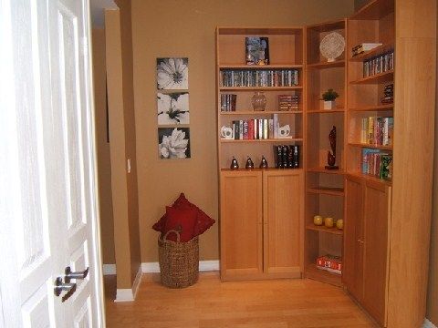 1909 - 3939 Duke Of York Blvd, Mississauga, L5B4N2 | Image 3