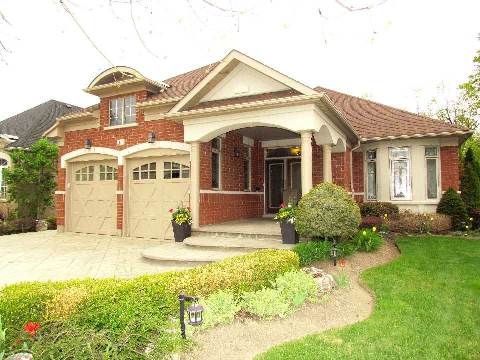 17 Mcnutt St, Brampton, L6Y5L3 | Image 2