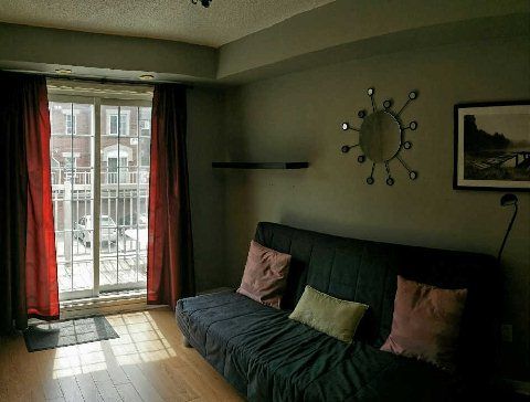 162 - 601 Shoreline Dr, Mississauga, L5B4K1 | Image 2