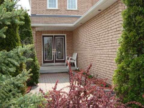 3 Frustac Tr, Caledon, L7E2A9 | Image 3