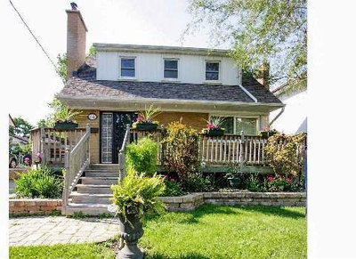 Detached House sold at 64 Clearbrooke Circle, Toronto, Ontario, M9W2E5 - Rexdale-Kipling - MLS: W2930752