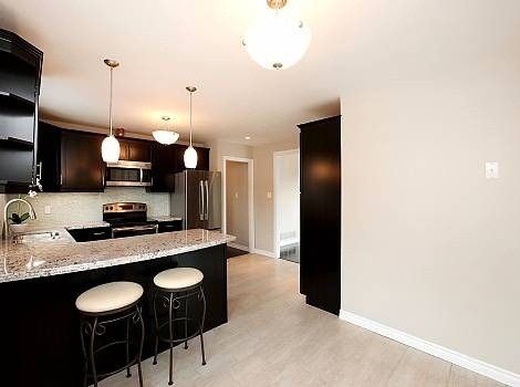 38 Panorama Cres, Brampton, L6S3T9 | Image 3