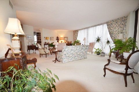 601 - 2010 Islington Ave, Toronto, M9P3S8 | Image 2