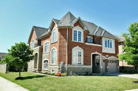 2523 Highmount Cres, Oakville, L6M4Z1 | Image 2