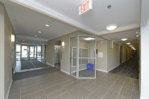 606 - 1419 Costigan Rd, Milton, L9T 2L4 | Image 2