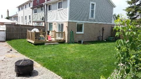 29 Sparklett Cres, Brampton, L6Z1M8 | Image 2