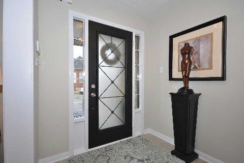 3037 Abernathy Way, Oakville, L6M5C1 | Image 2