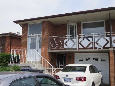 258 Grandravine Dr, Toronto, M3N1J3 | Image 2